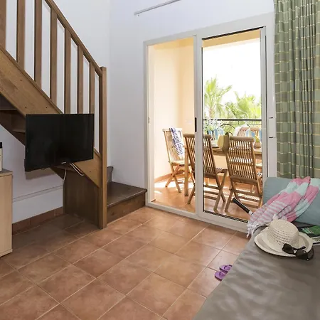 Spacious With Balcony On The Eastern Coast Of Corsica